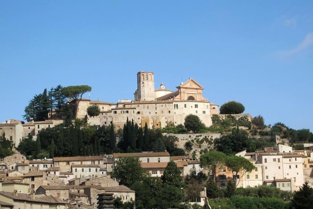 *La Torre Di Amelia* Nel Cuore Dell' Umbria Экстерьер фото